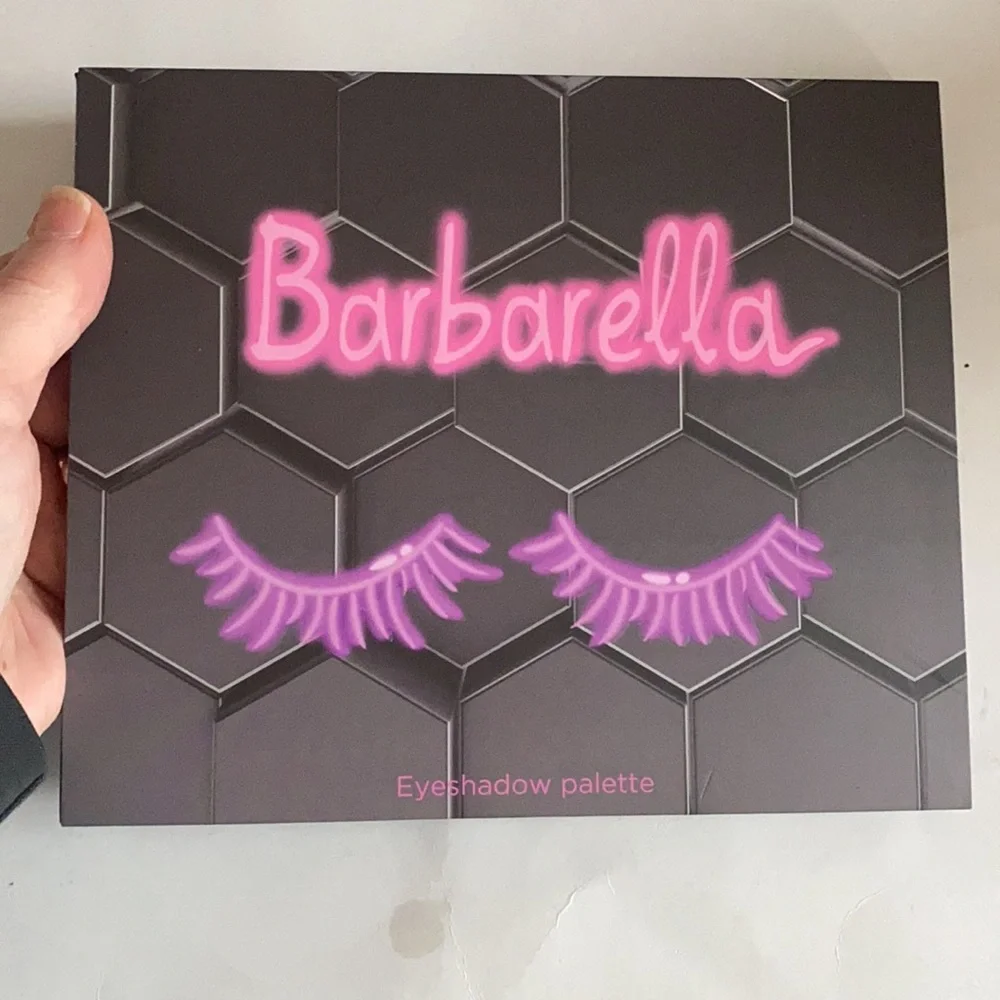 BEEBEAUTY LONDON Barbarella Eyeshadow Palette $50 NIB